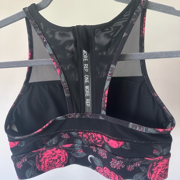 All Star Zyia bra! - Picture 2 of 2